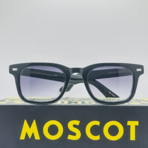 MOSCOT
