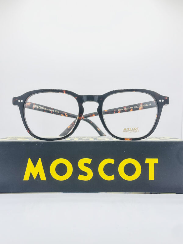 MOSCOT