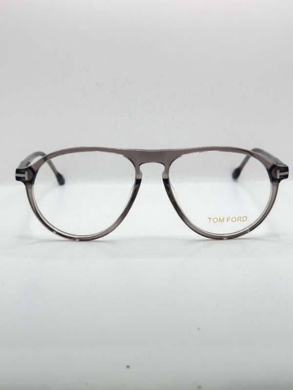 TOM FORD
